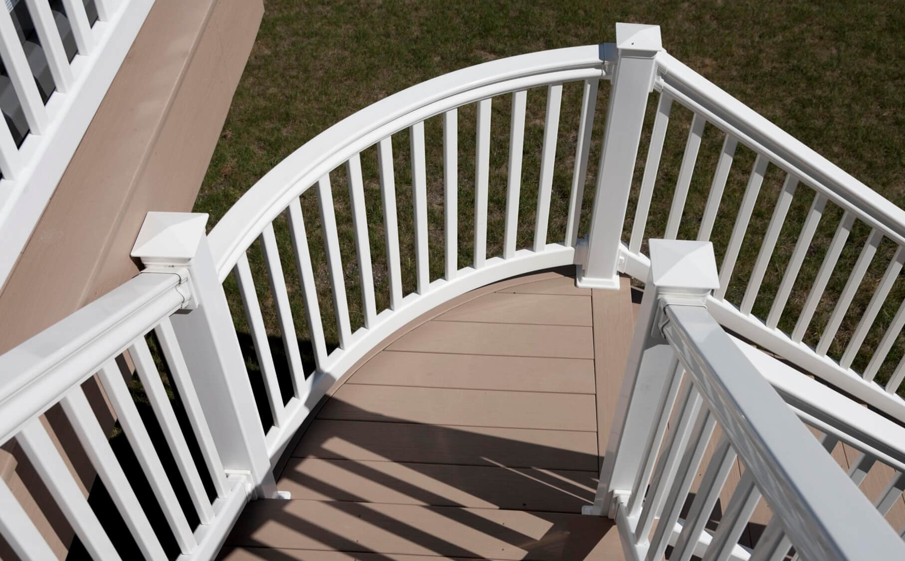 3000-series-vinyl-railing-5