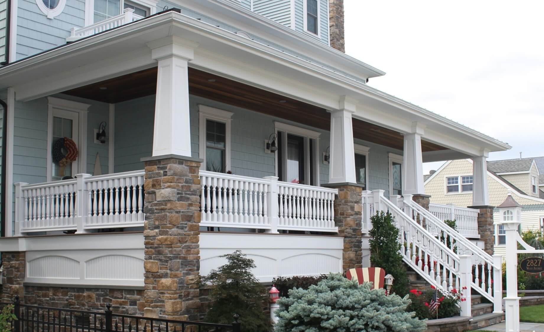5000-series-vinyl-railing-7